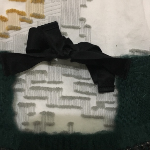 Hinge Oversize Green Jeweled Sweater - Picture 4 of 8